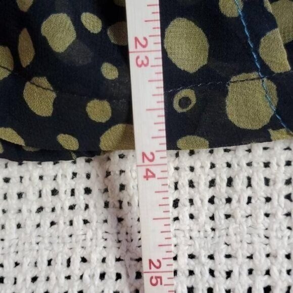 CAbi Sheer Vneck Polka Dots Casual Button Down Sleeveless Sz. S Blouse - Picture 7 of 7